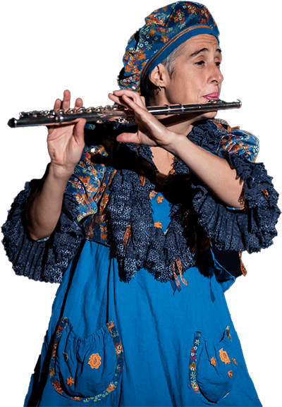 musicienne jouant de la flûte lors du spectacle vivant jeune public Drôle d'oiseaux